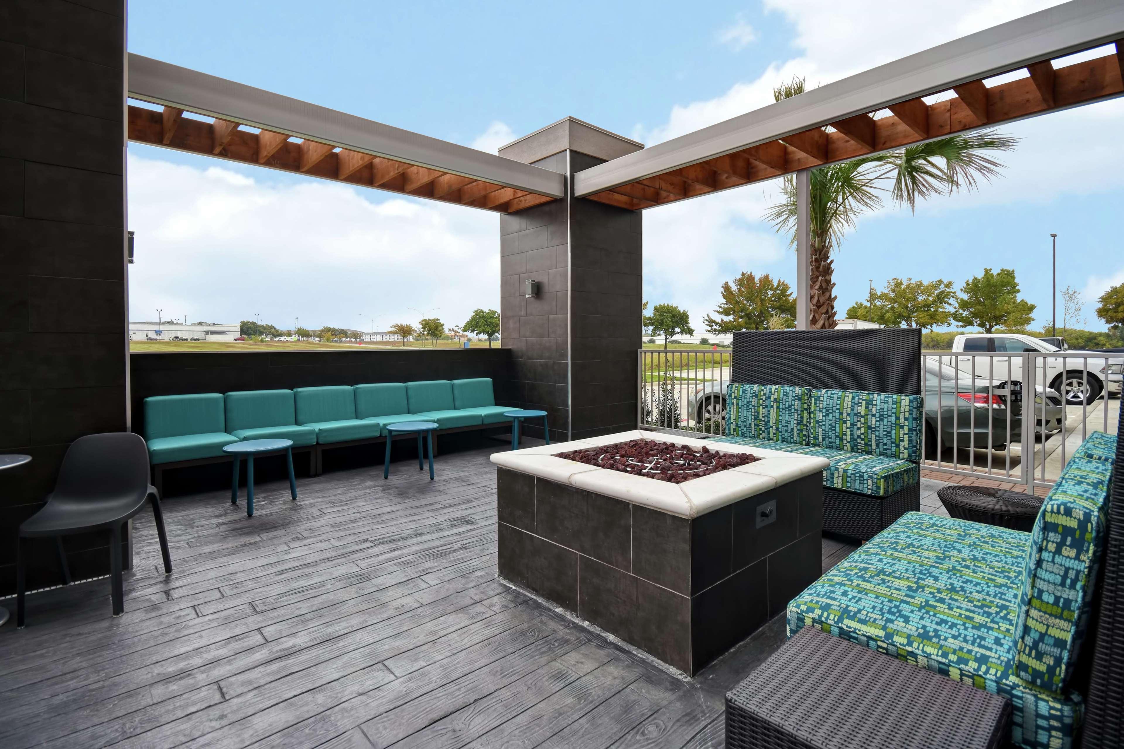 Home2 Suites By Hilton Fort Worth Fossil Creek מראה חיצוני תמונה
